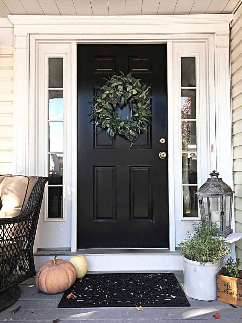 Foyer Wall Trim Reveal